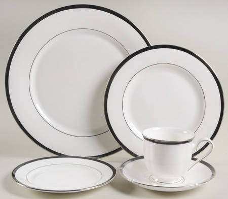 Leigh 5 Piece Place Setting