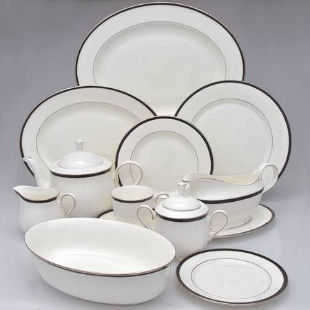 Leigh 51 Piece Estate Set