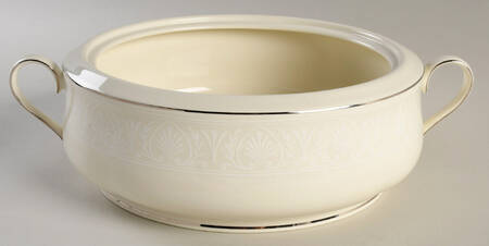 Courtyard Platinum Round Vegetable No Lid