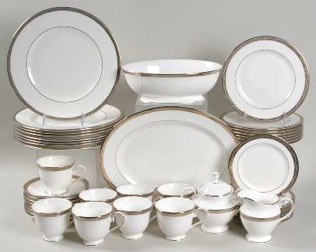 Landmark Platinum 45 Piece Set