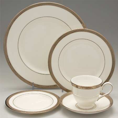 Landmark Platinum 5 Piece Place Setting by Lenox