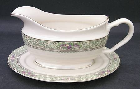 Spring Bounty Gravy Boat & Underplate