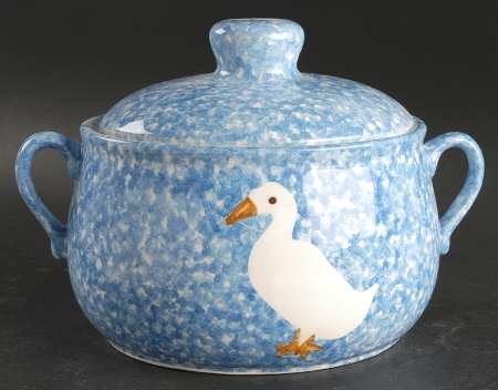 Blue Stipple with Duck 2 Qt Round Covered Casserole