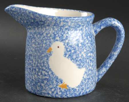 Blue Stipple with Duck 28 Oz Pitcher