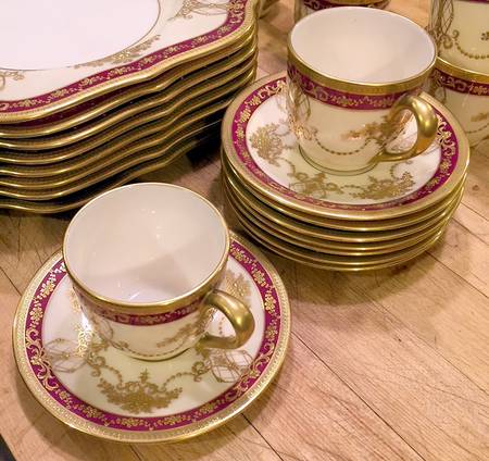 E306r Footed Demitasse Cup & Saucer Set