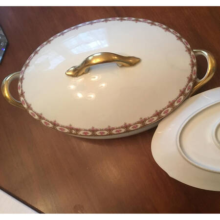 LSS37 Oval Covered Vegetable