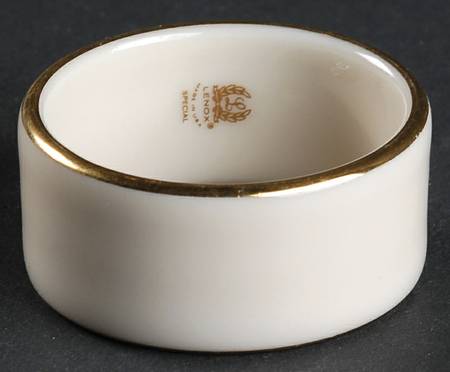L26 Napkin Ring