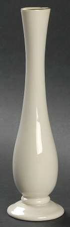 L26 7" Bud Vase