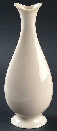 L26 7" Bud Vase