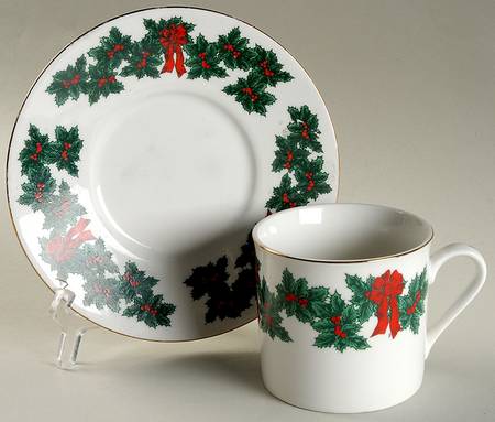 LIE1 Flat Cup & Saucer Set