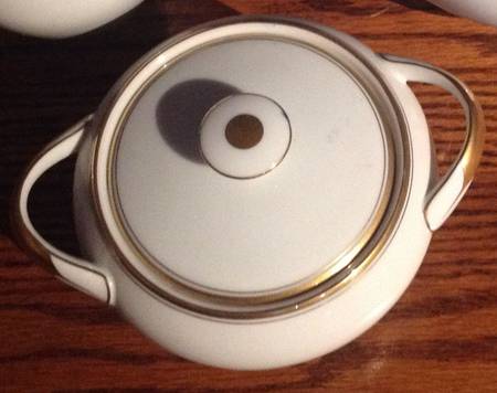 Concord Sugar Bowl & Lid