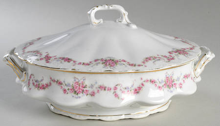 330 Oval Covered Vegetable