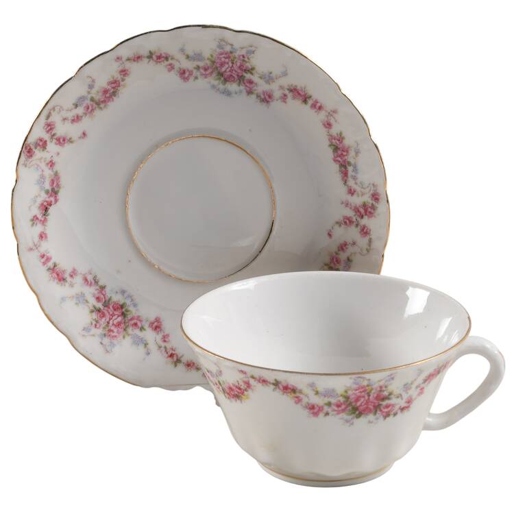330 Flat Cup & Saucer Set