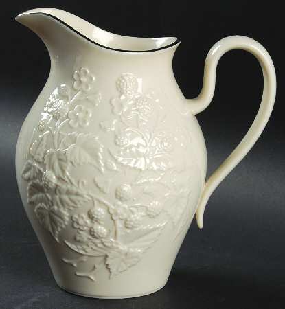 Blackberry Collection 24 Oz Pitcher