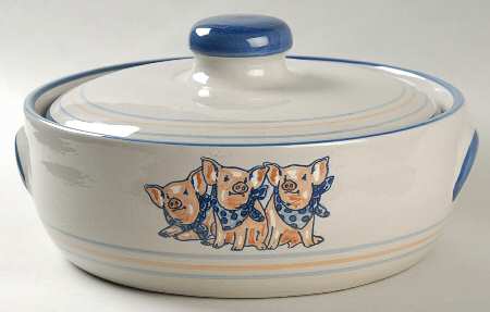 Precious Pigs 2 Qt Round Covered Casserole
