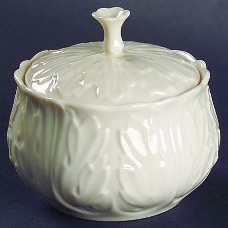 Cottage (Giftware, No Trim) Sugar Bowl & Lid