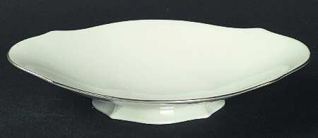 Avalon Collection Gold by Lenox