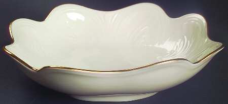 Saybrooke Collection Gold Scalloped Bowl