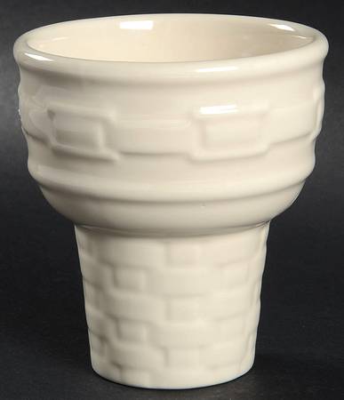Woven Traditions Ivory Ice Cream Cone Shaped Dish