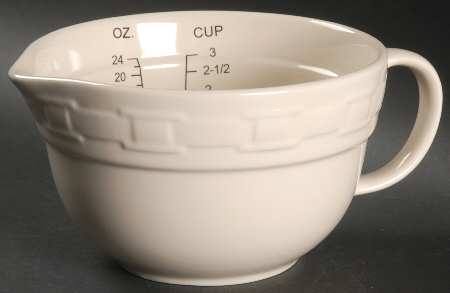 Woven Traditions Ivory Measuring Cup