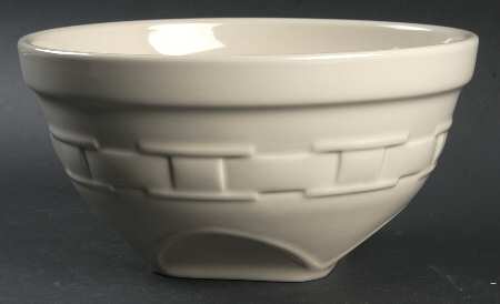 Woven Traditions Ivory 9" Mixing Bowl