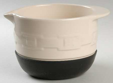 Woven Traditions Ivory 7" Stay Put Mixing Bowl