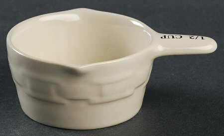 Woven Traditions Ivory 1/2 Cup Measuring Cup