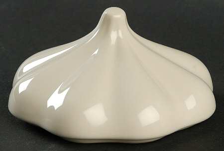 Woven Traditions Ivory Lid for Garlic Baker