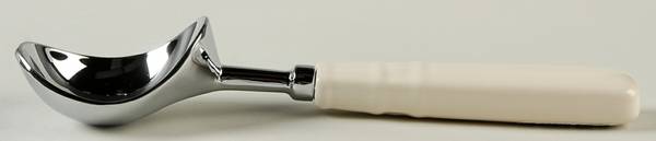 Woven Traditions Ivory Ceramic Handled Ice Cream Scoop
