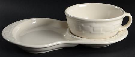 Woven Traditions Ivory Snack Tray & Soup Mug Set