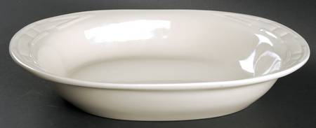 Woven Traditions Ivory 13" Oval Baker by Longaberger