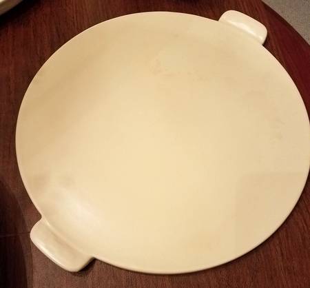 Woven Traditions Ivory Round Pizza Baking Stone