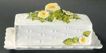 Rustic Daisy 1/4 Lb Covered Butter