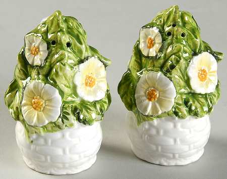 Rustic Daisy Salt & Pepper Set