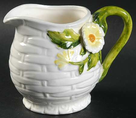 Rustic Daisy Creamer