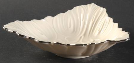 Triad Collection 7" Triangular Tray