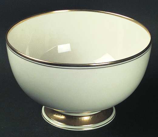 Heritage Collection (Cream) Centerpiece