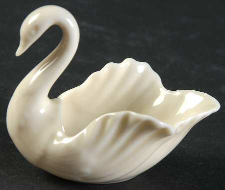 Swan Col Crm (Nt, Opentail, Gold Stamp) 2" Swan Form Bowl