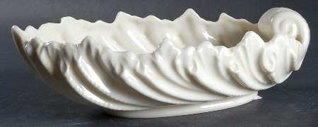 Shell Bowl Collection Cream (No Trim) 9" Shell Shaped Bowl