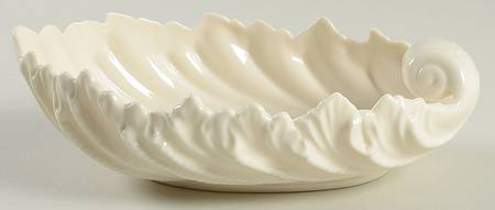 Shell Bowl Collection Cream (No Trim) 7" Shell Shaped Bowl