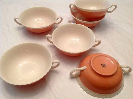 Classic Coral Flat Cream Soup Bowl