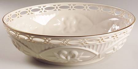 Matelasse 12" Round Shallow Pierced Bowl