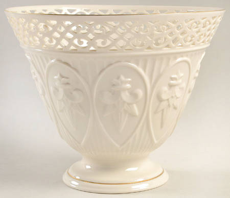 Matelasse Centerpiece