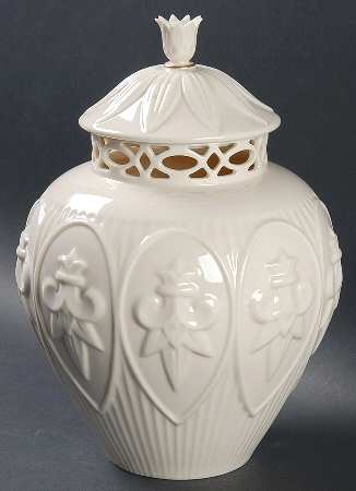 Matelasse Large Ginger Jar & Lid