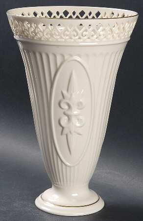 Matelasse 10" Vase