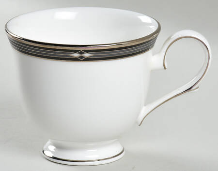 Diamond Solitaire Footed Cup
