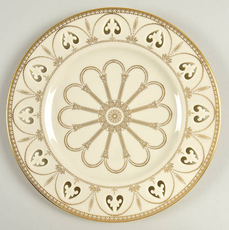 Modano Lace Accent Luncheon Plate