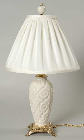 Buttons & Bows Collection 16" Lamp Electric & Shade