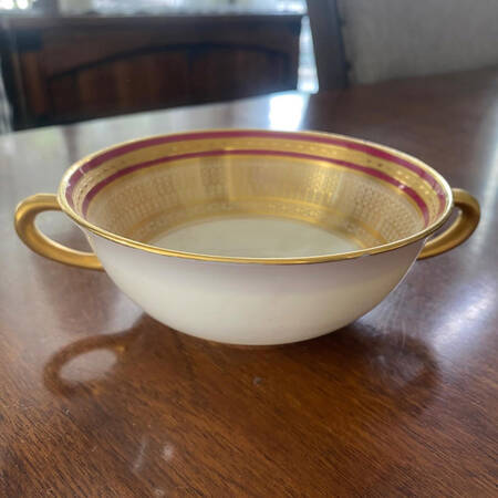 D342r Cream Soup Bowl & Saucer Set