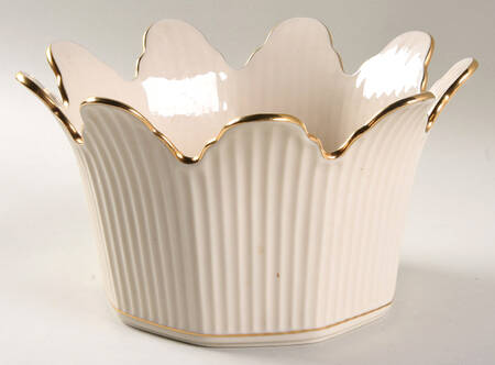 Meridian Collection Centerpiece